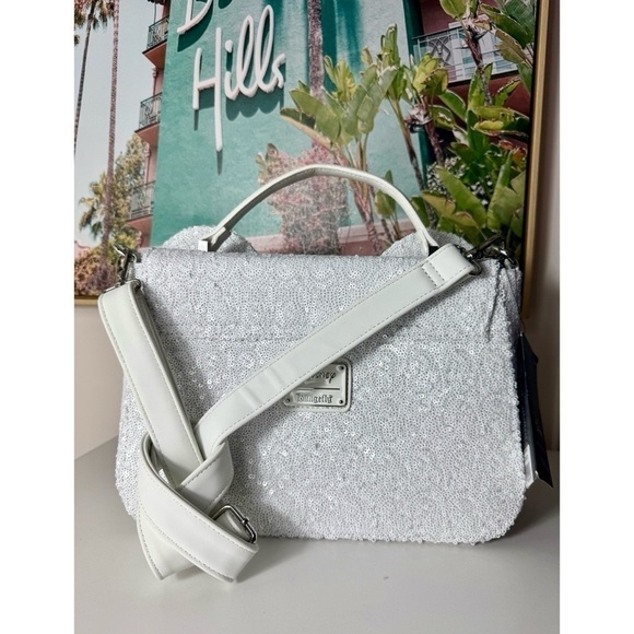 Disney x Loungefly White Sequin Minnie Mouse Bridal Bow Crossbody Bag Purse - Picture 4 of 10